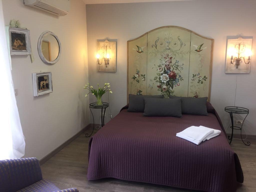 Residenza I Ciclamini Bed & Breakfast โรม ภายนอก รูปภาพ