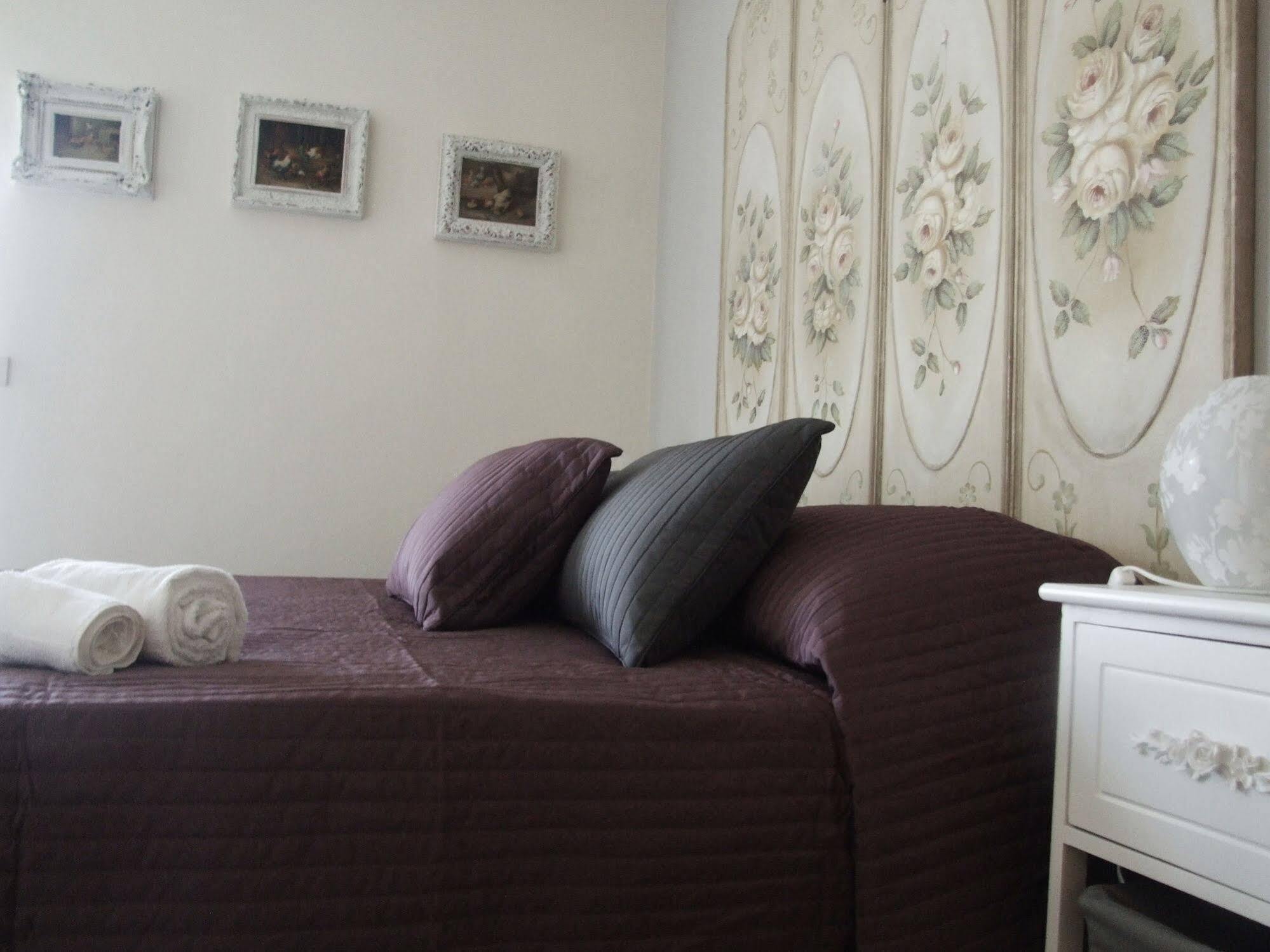 Residenza I Ciclamini Bed & Breakfast โรม ภายนอก รูปภาพ